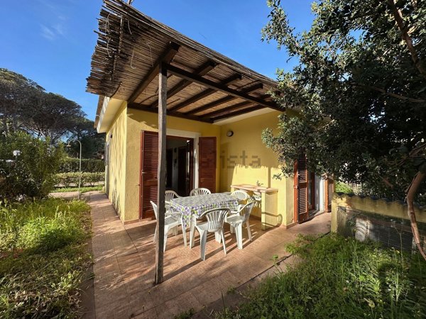 casa indipendente in vendita a Valledoria