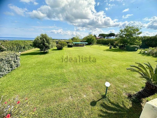 appartamento in vendita a Valledoria in zona La Muddizza