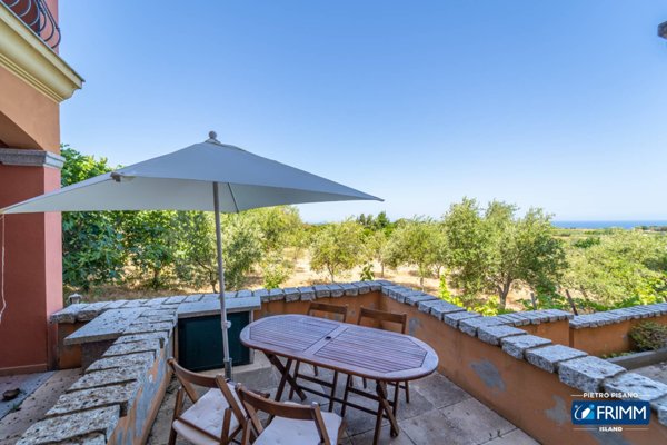 appartamento in vendita a Valledoria in zona La Muddizza