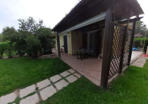 casa indipendente in vendita a Valledoria