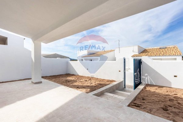 casa indipendente in vendita a Valledoria