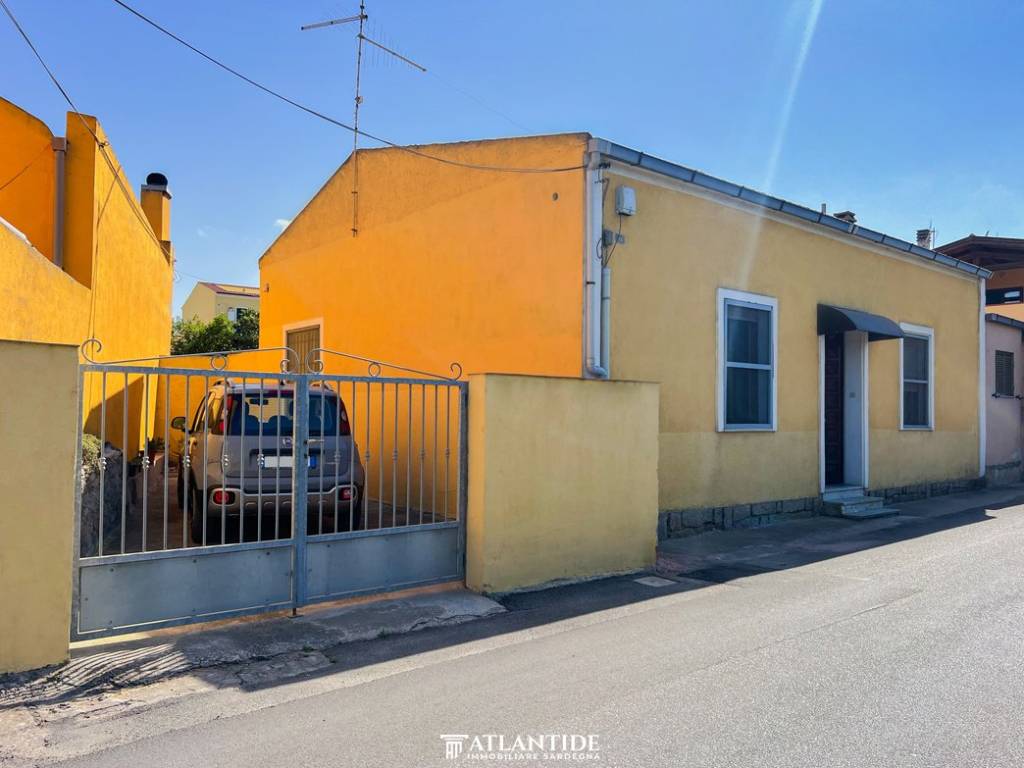 casa indipendente in vendita a Valledoria