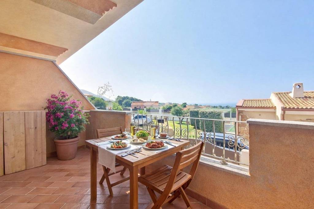 appartamento in vendita a Valledoria in zona La Muddizza