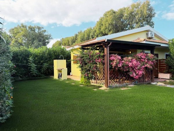 casa indipendente in vendita a Valledoria