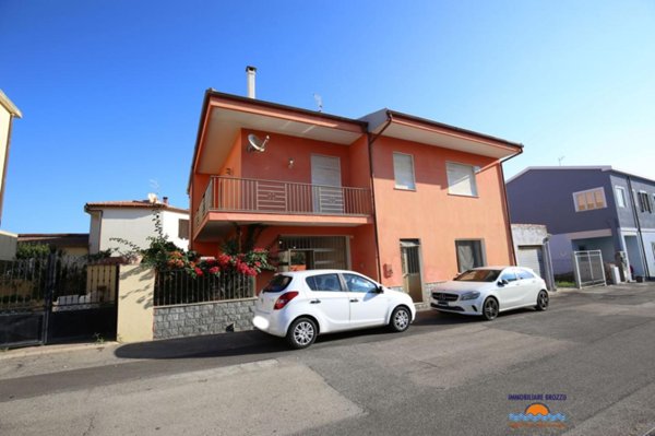 casa indipendente in vendita a Valledoria