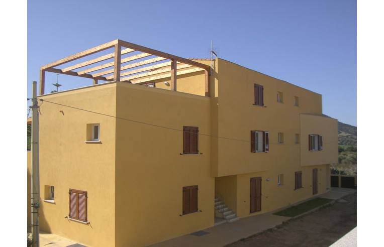 appartamento in vendita a Valledoria in zona La Muddizza