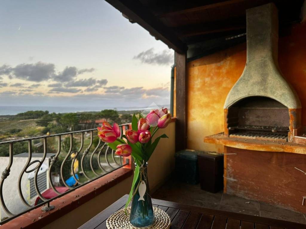 appartamento in vendita a Valledoria in zona La Muddizza