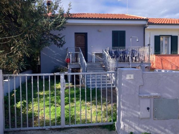 casa indipendente in vendita a Valledoria in zona La Ciaccia
