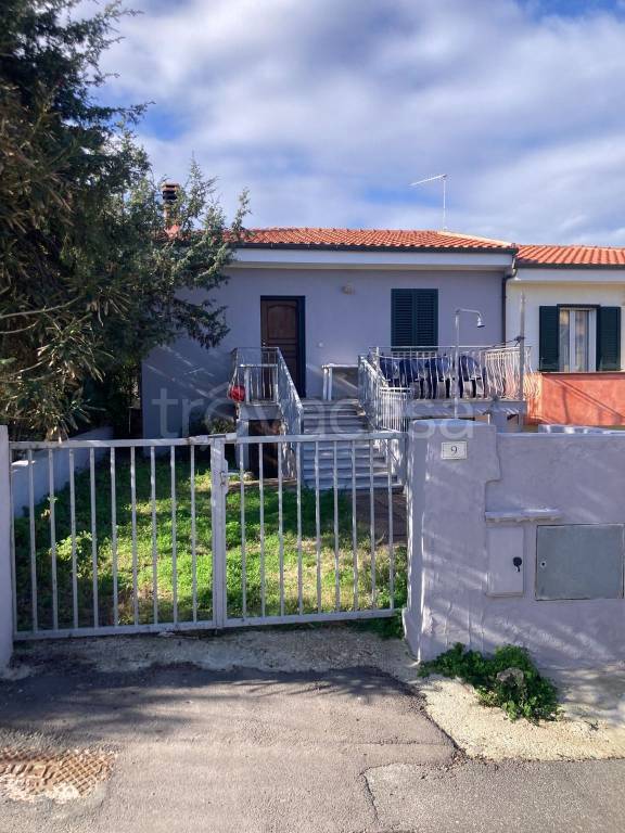 casa indipendente in vendita a Valledoria in zona La Ciaccia