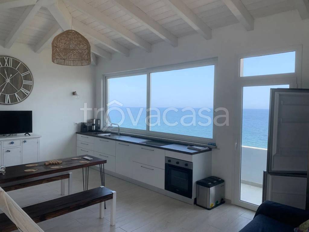 casa indipendente in vendita a Valledoria in zona La Ciaccia