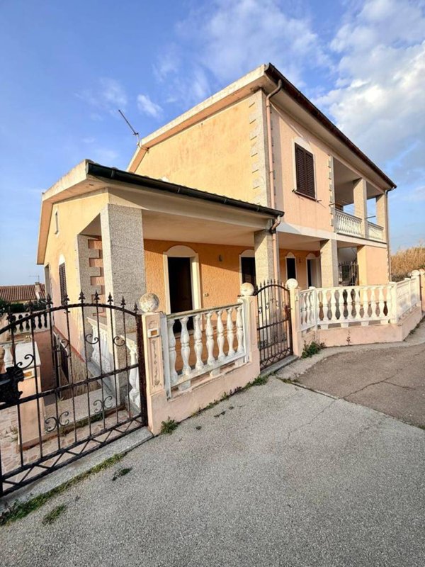 appartamento in vendita a Valledoria in zona La Ciaccia