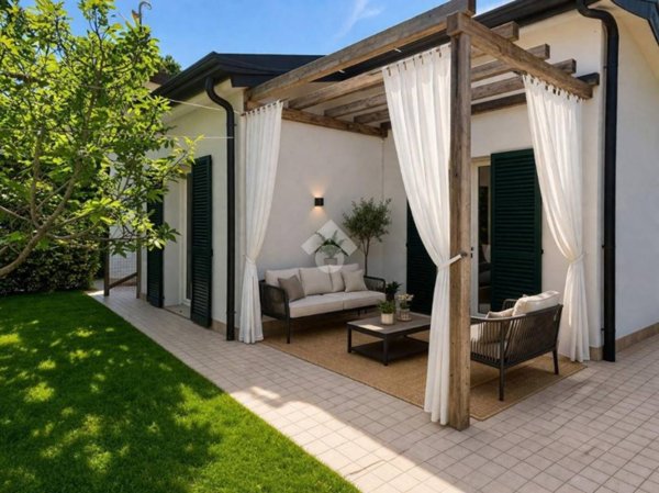 casa indipendente in vendita a Valledoria