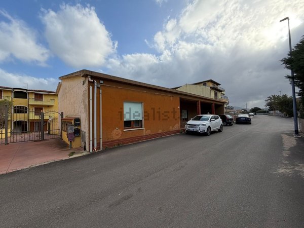 casa indipendente in vendita a Valledoria