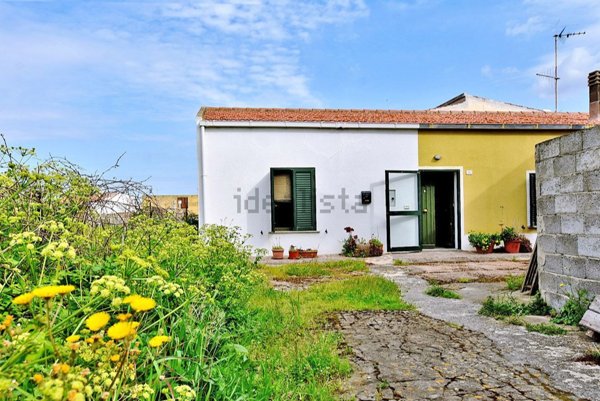 casa indipendente in vendita a Valledoria