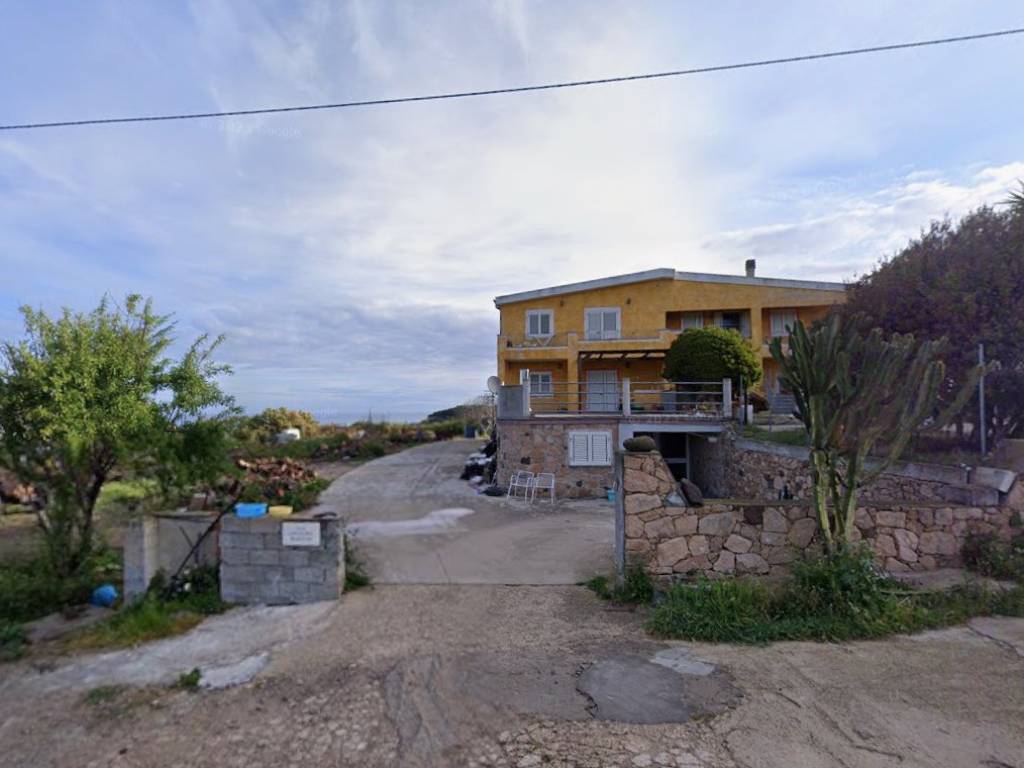 appartamento in vendita a Valledoria in zona La Muddizza