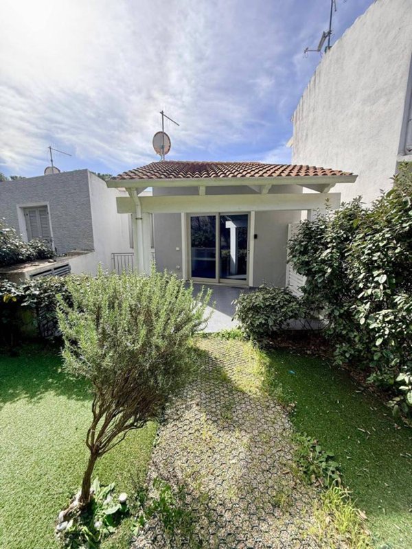 casa indipendente in vendita a Valledoria in zona La Ciaccia
