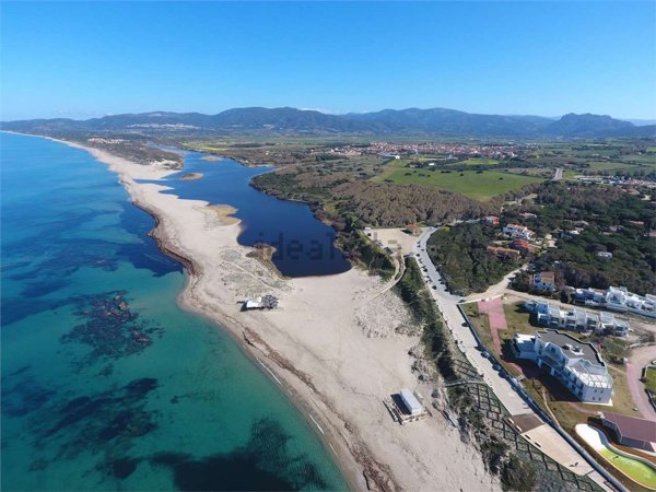 appartamento in vendita a Valledoria in zona La Muddizza