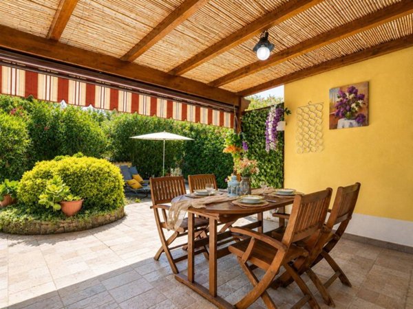 casa indipendente in vendita a Valledoria in zona La Ciaccia