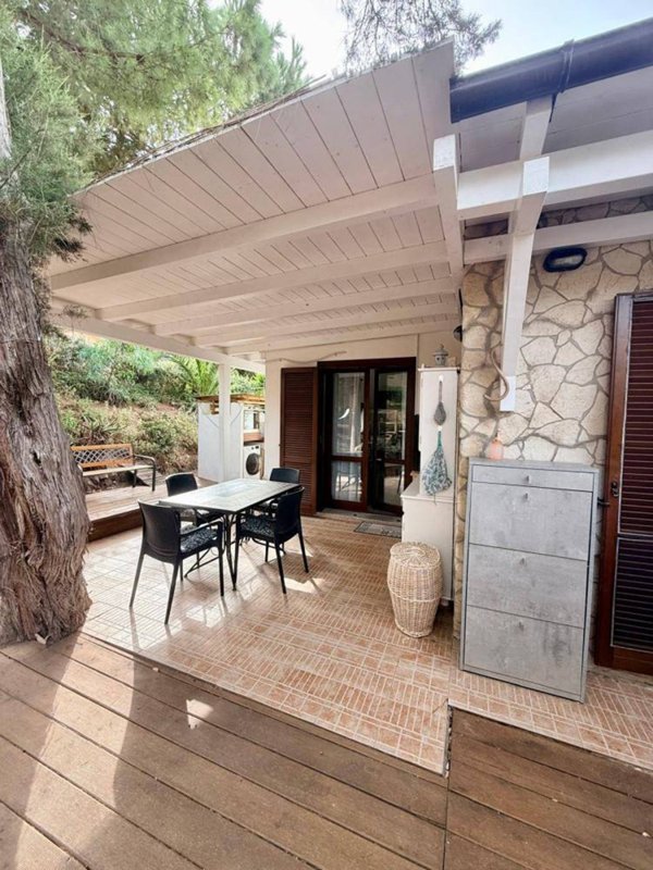 casa indipendente in vendita a Valledoria in zona La Ciaccia