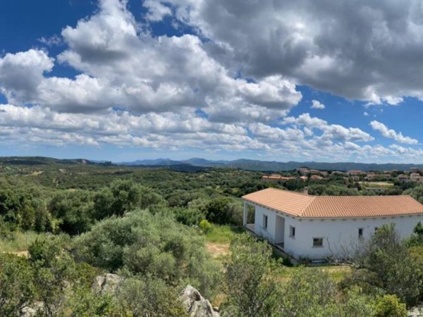casa indipendente in vendita a Telti