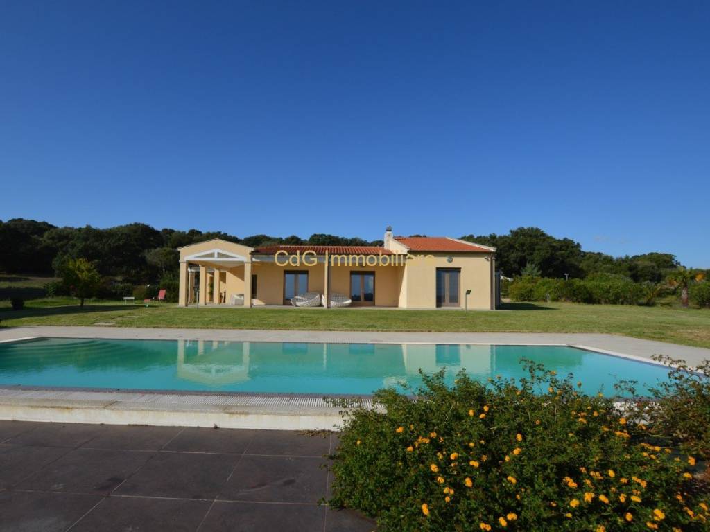 casa indipendente in vendita a Telti