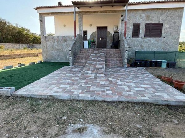 casa indipendente in vendita a Telti