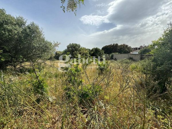 terreno edificabile in vendita a Telti