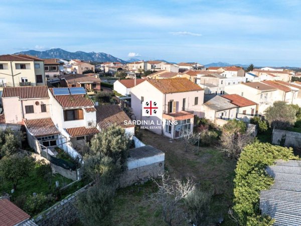 casa indipendente in vendita a Telti
