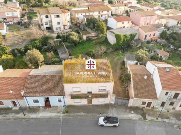 casa indipendente in vendita a Telti