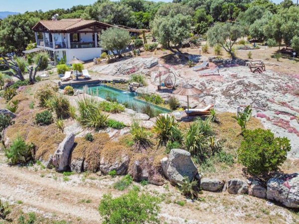 casa indipendente in vendita a Telti