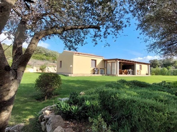 casa indipendente in vendita a Telti