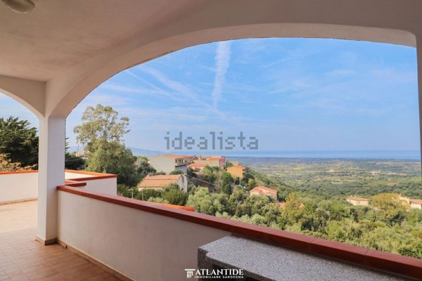 appartamento in vendita a Badesi in zona Muntiggioni