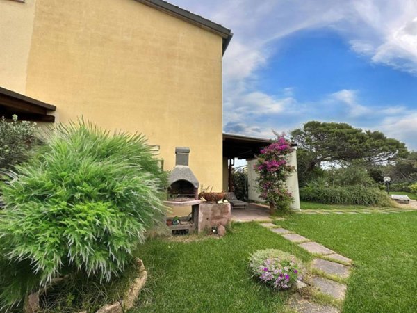 casa indipendente in vendita a Badesi