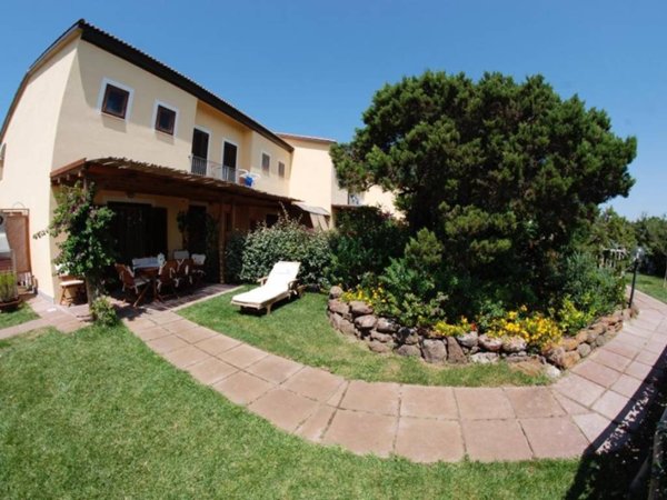 casa indipendente in vendita a Badesi