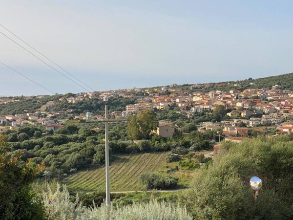 appartamento in vendita a Badesi in zona La Tozza