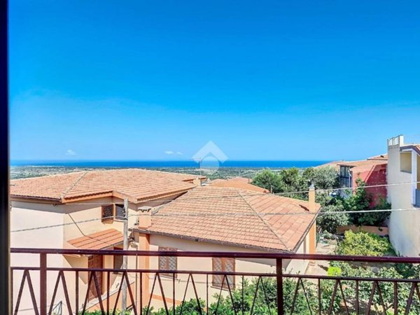 casa indipendente in vendita a Badesi in zona Muntiggioni