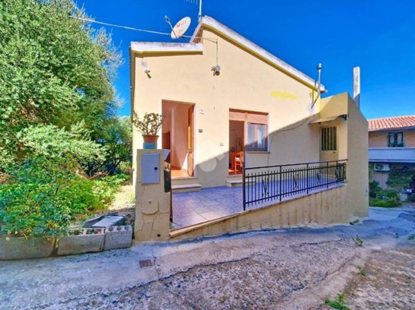 appartamento in vendita a Badesi in zona Muntiggioni