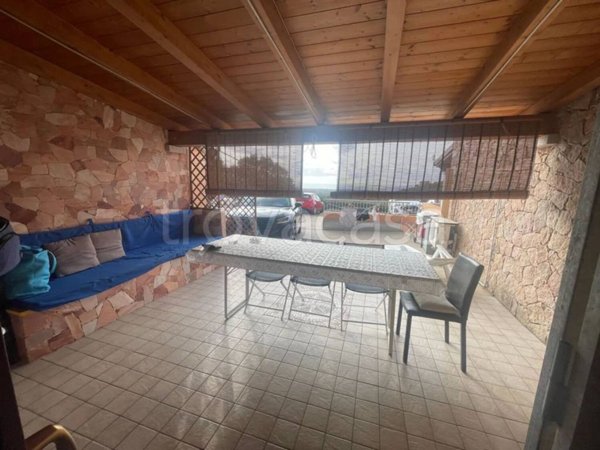 appartamento in vendita a Badesi in zona Muntiggioni