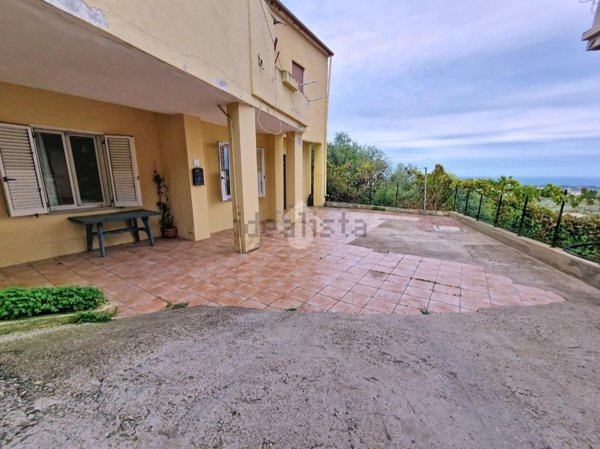 appartamento in vendita a Badesi in zona Muntiggioni