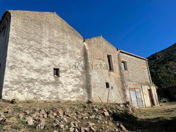 quadrivano in vendita a Badesi