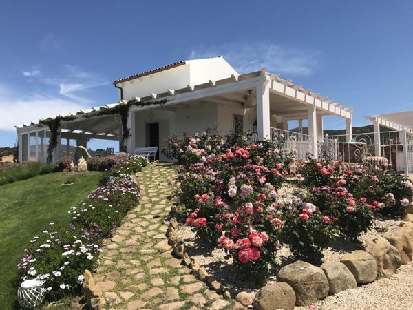 casa indipendente in vendita a Badesi