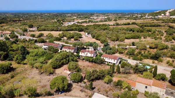 casa indipendente in vendita a Badesi in zona La Tozza