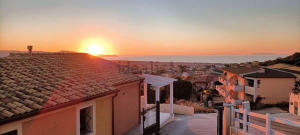 casa indipendente in vendita a Badesi