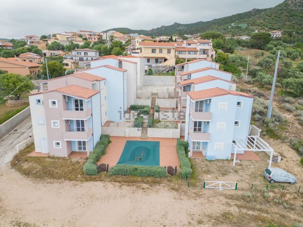 appartamento in vendita a Badesi in zona Muntiggioni