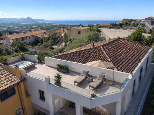 appartamento in vendita a Badesi in zona Muntiggioni