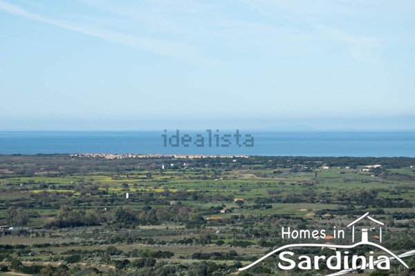 appartamento in vendita a Badesi in zona Muntiggioni