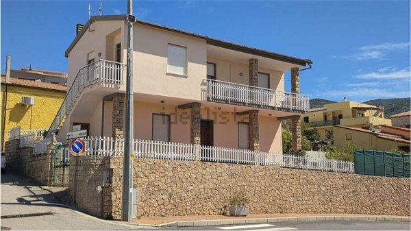 casa indipendente in vendita a Badesi