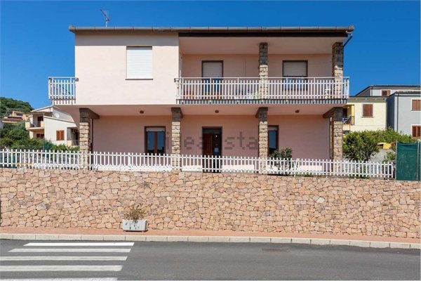 casa indipendente in vendita a Badesi