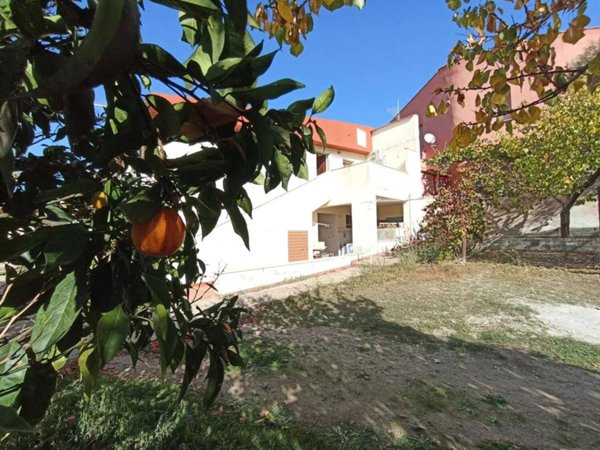 casa indipendente in vendita a Badesi