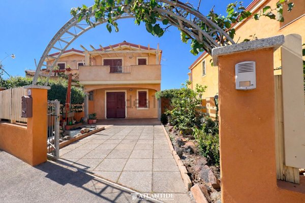 casa indipendente in vendita a Viddalba